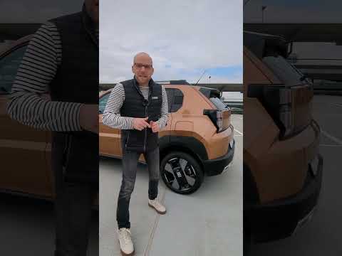 FIAT GRANDE PANDA 🐼 Kurz-Review zum futuristischen Elektro-Kleinwagen mit einem Hauch Retro.