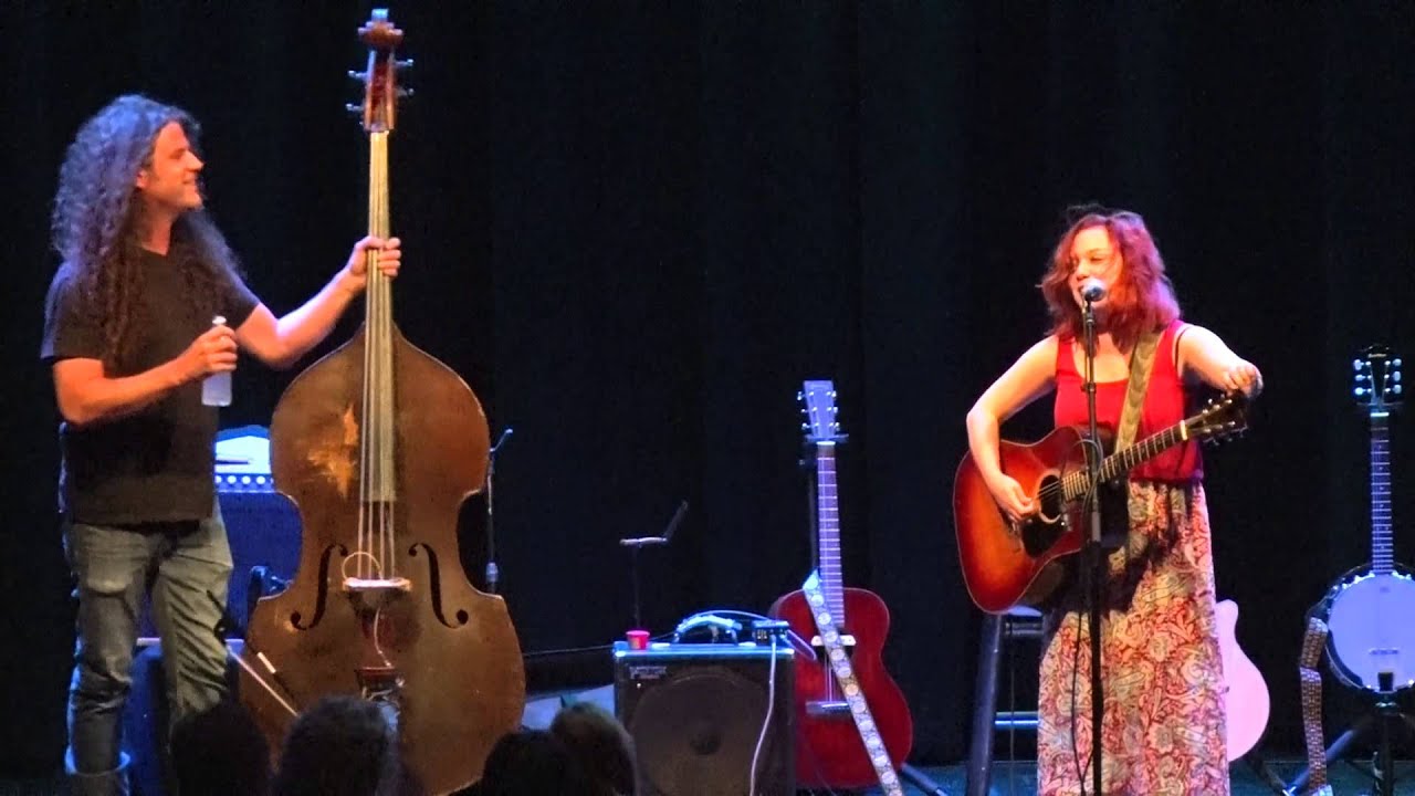 Lydia Loveless (Sellersville Theater) 7-14-14