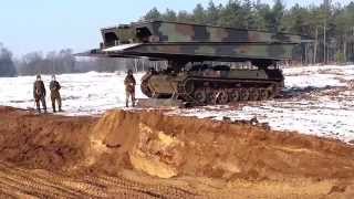 Dutch militairy leopard Bridge tank