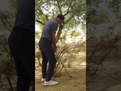 Jordan Spieth makes his Spieth-iest par yet at WM Phoenix Open 🤯