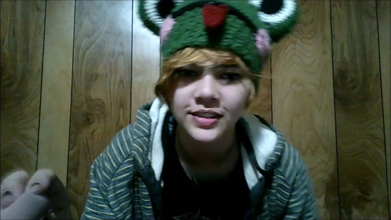 ASMR Enby Friend Does Your Makeup (gender neutral)