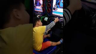 喬治敲鼓打地鼠打彈珠開賽車1071120(5)