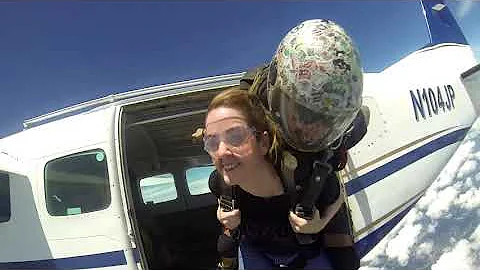 Liz Birthday Skydive