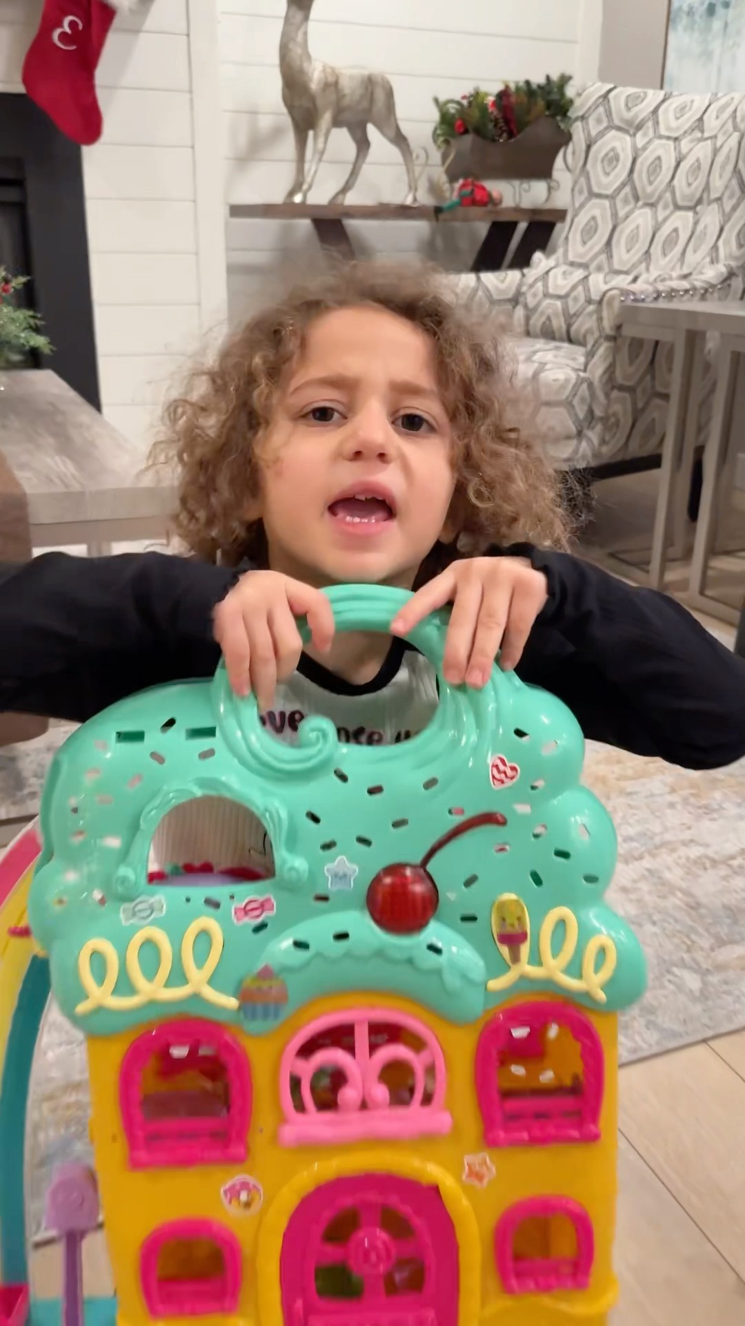 Sierra teaches Rhia a lesson about sharing is caring - alwtshare with others #shorts