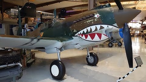 Curtiss-Wright P-40B "Tomahawk" video walk around (US Naval Aviation Museum}