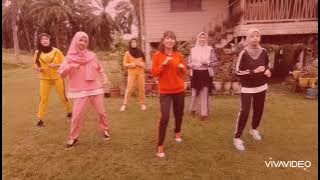 Zumba Sakit Gigi 2 (Choreo By Lizzie)