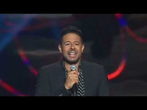 من قلبي بغني وانا معاه محمد حماقي