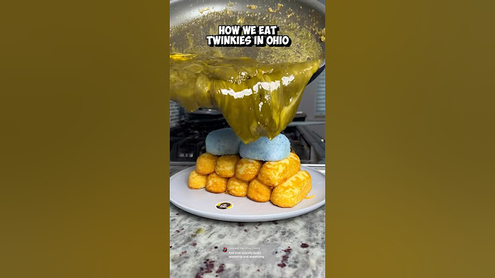 Classic Ohio Twinkie dinner cake 🎂 #foodie