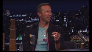 Chris Martin hablando de TINI en el show de Jimmy Fallon!