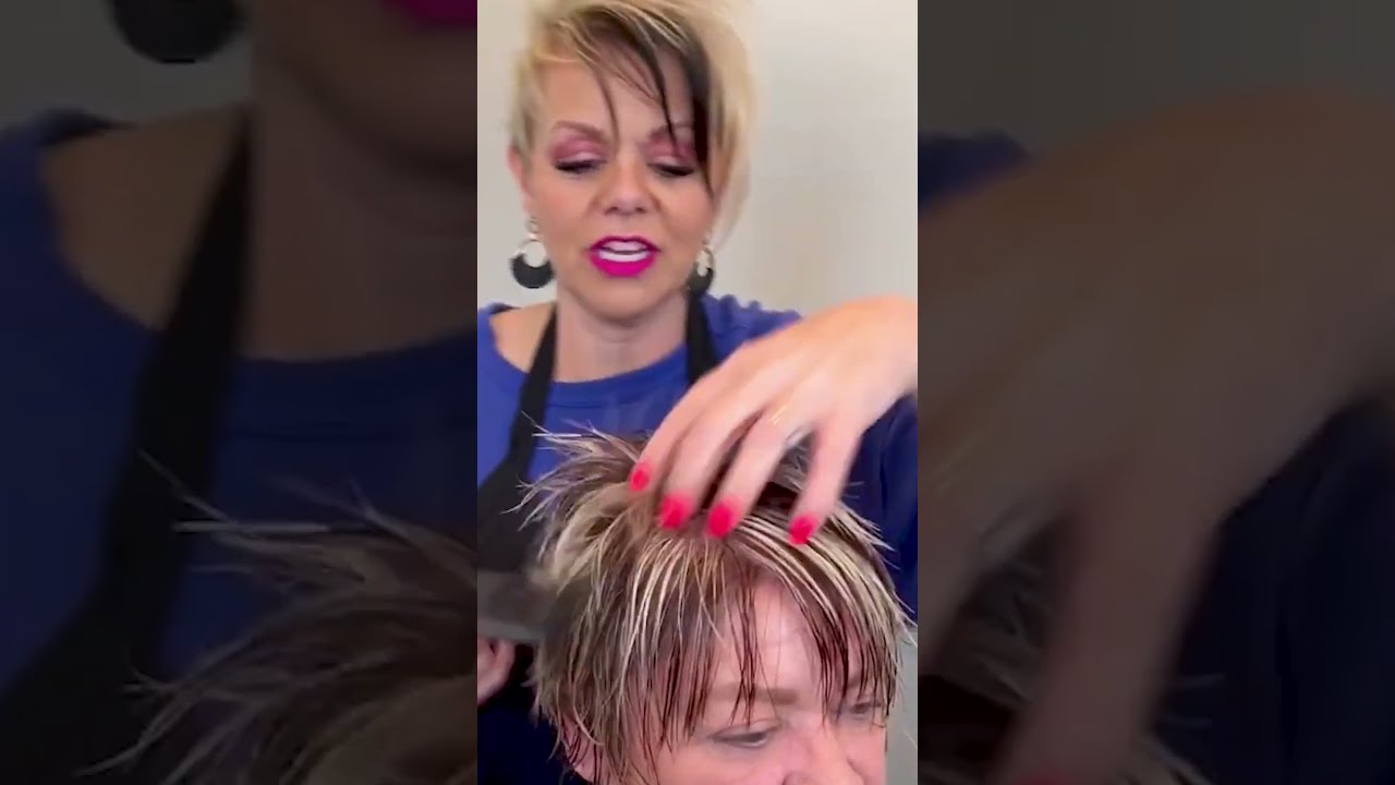 This PIXIE makes you 10 YEARS YOUNGER!!!