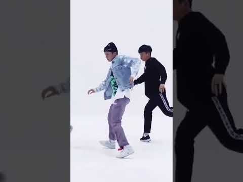jhope dance💜💜🤔