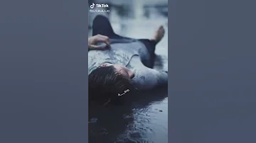 مخنوق وبموت ومحدش حاسس بيا 