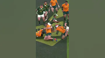 Damian Willemse Beats 7 Wallabies With Deadly Step 