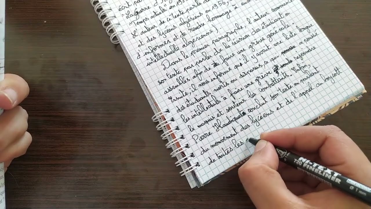 تطبيق مباشر حول كتابة le compte rendu critique