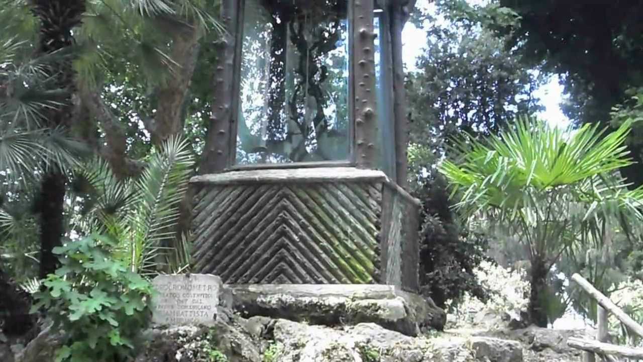 Water Clock, Villa Borghese, Rome, Italy - YouTube