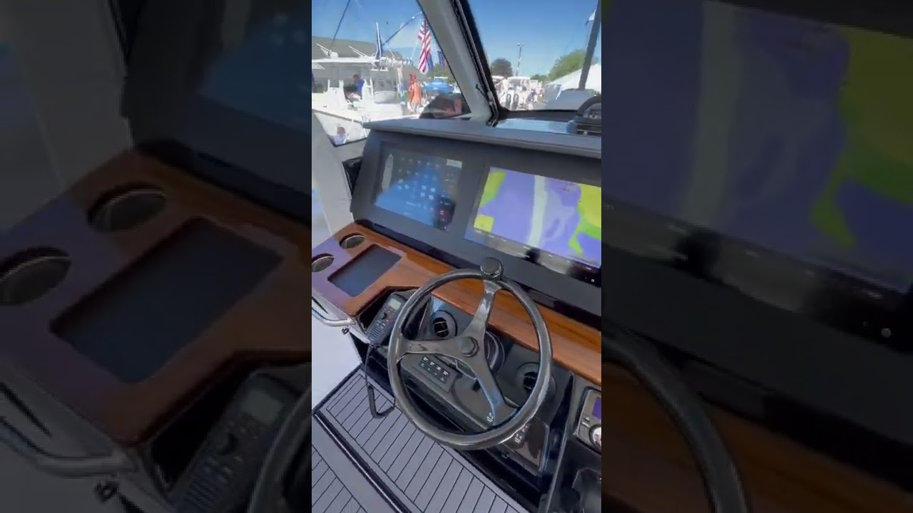 Tour of a $1,000,000 Everglades 395cc 