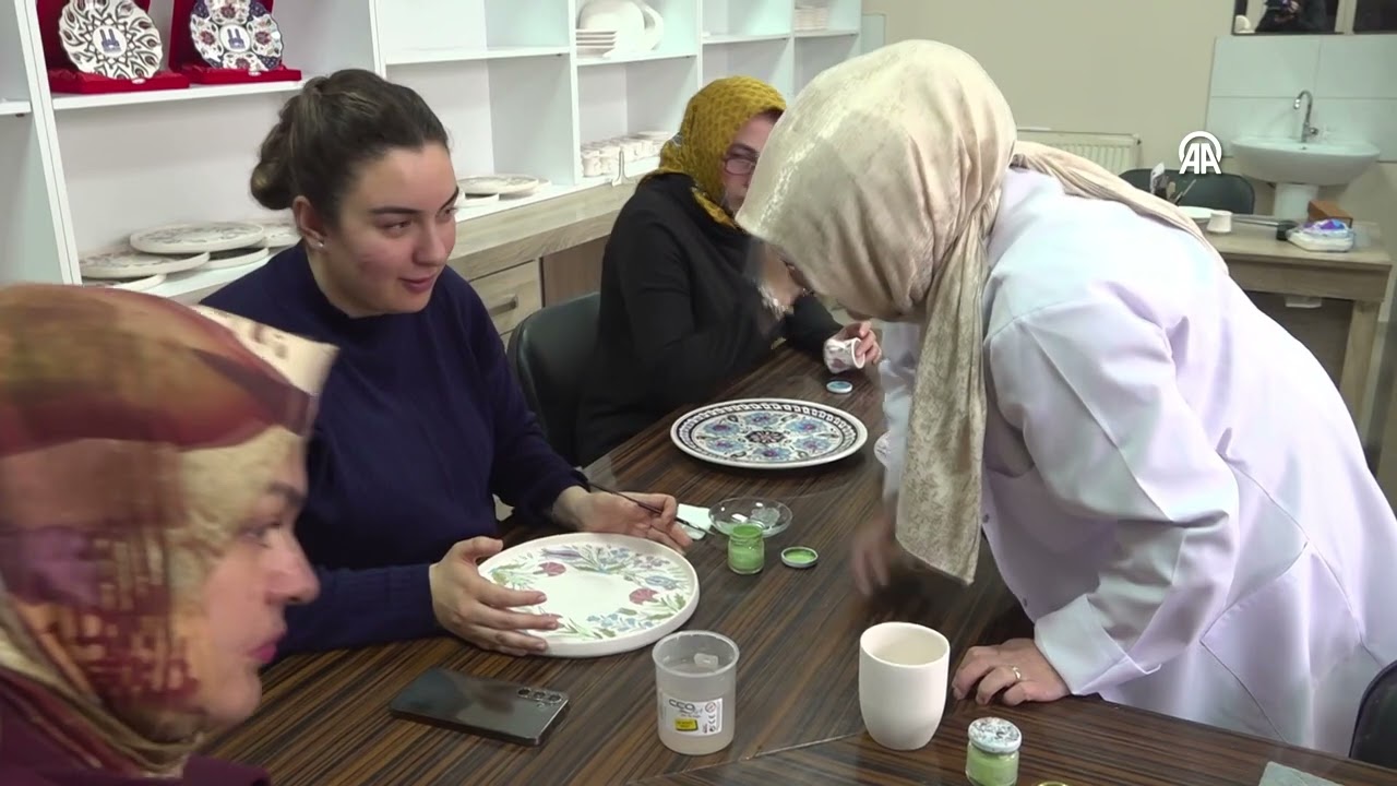 ERZURUM ERZURUMDA BASLATILAN CINI KURSU OGRENCILERIN GELECEGINE DOKUNU