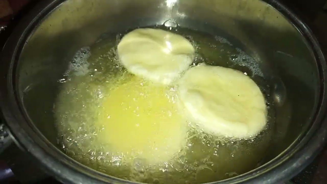 لبيني فطائر محشيه بشوكولا طلعت كتير طيبه تابعو للأخير ولاتنسو اشتراك 🥰