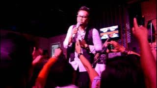 Sammy Simorangkir ex.KERISPATIH - Tak lekang oleh waktu [HD]