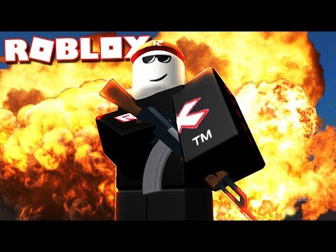 Our First Kiss In Roblox Youtube - roblox pals clone army wars