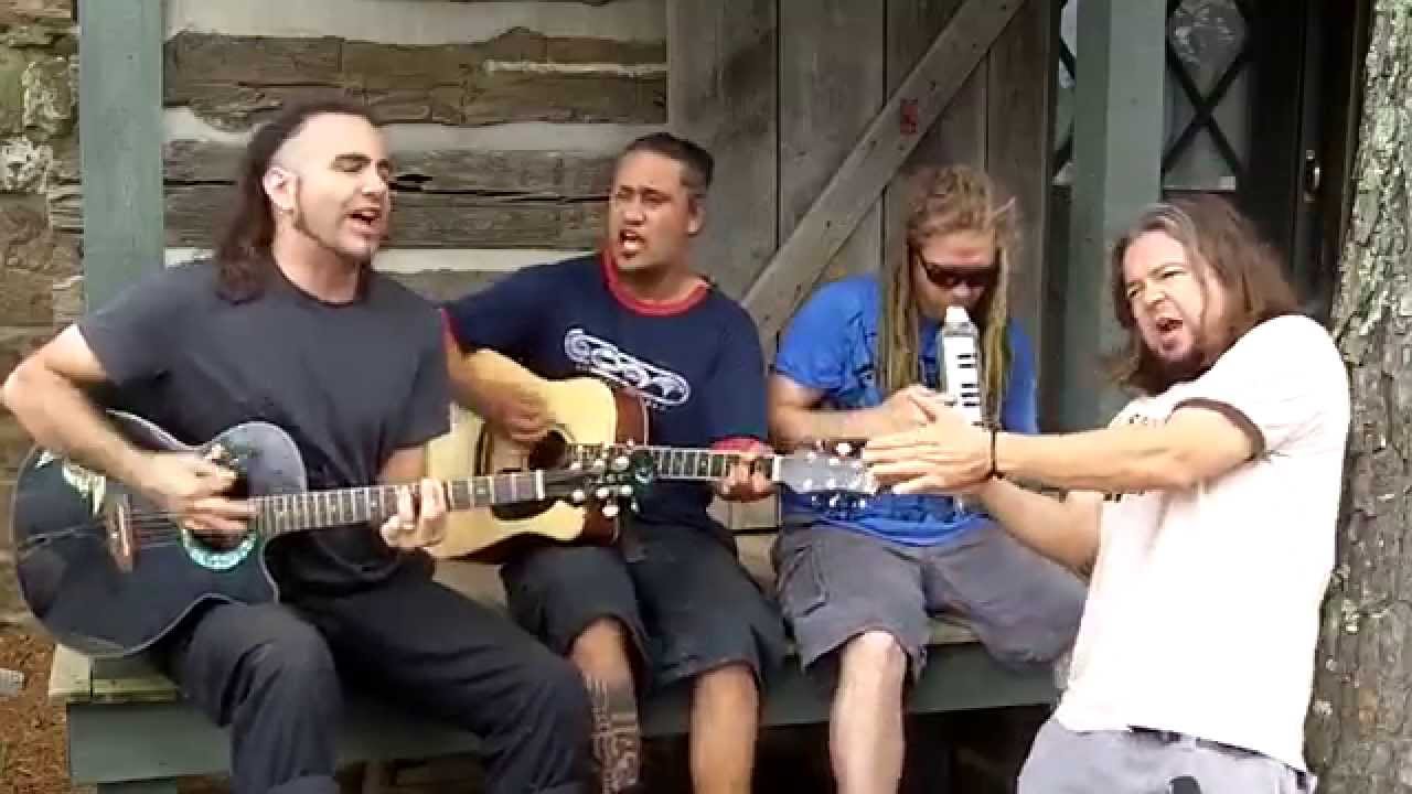 Guarda Spoonfed Tribe "PAPER THIN" 2013 Wakarusa Porch Acoustic Sessions 6/2 su YouTube Guarda Spoonfed Tribe "PAPER THIN" 2013 Wakarusa Porch Acoustic Sessions 6/2 su YouTube