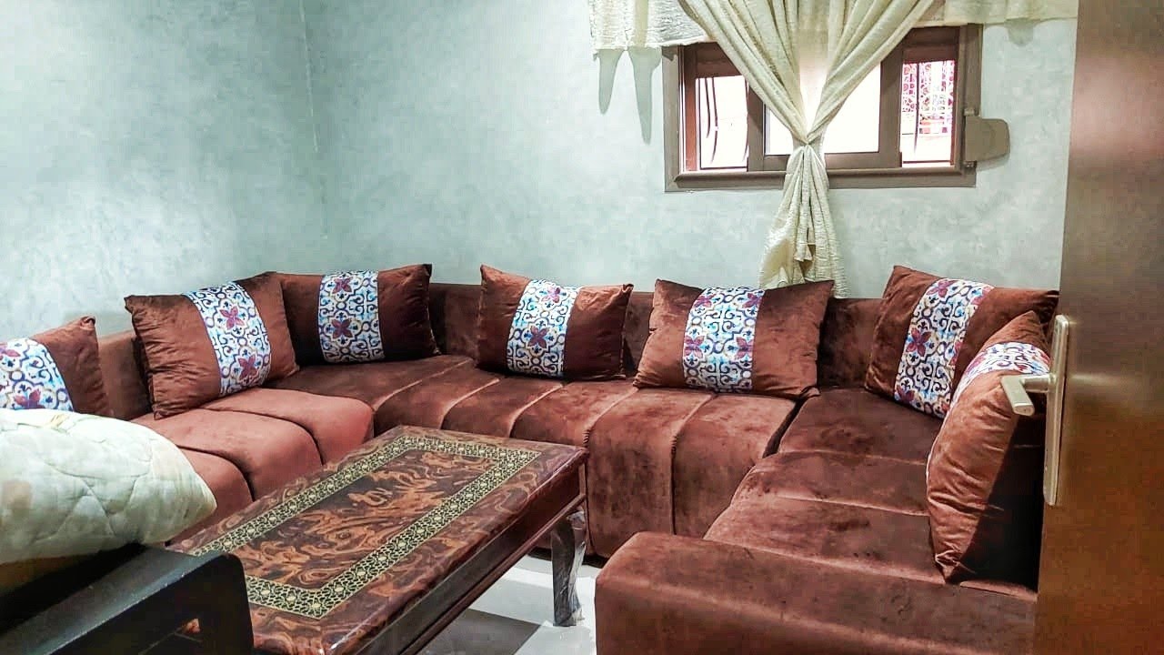 (تم البيع )   سلا الجديدة شقة محفظة مساحتها 51 متر مفروشة الطباق التاني تمن 44 مليون