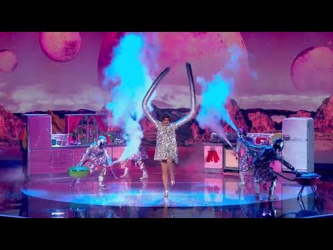 Lorraine Bowen Britain's Got Talent 2015 Semi Finals｜GTF