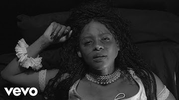 SÓM - EAT ME ALIVE (Official Music Video)