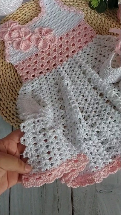 VESTIDO DE CROCHÊ INFANTIL RODADO DE 0 A 6 MESES PARTE 1/2 