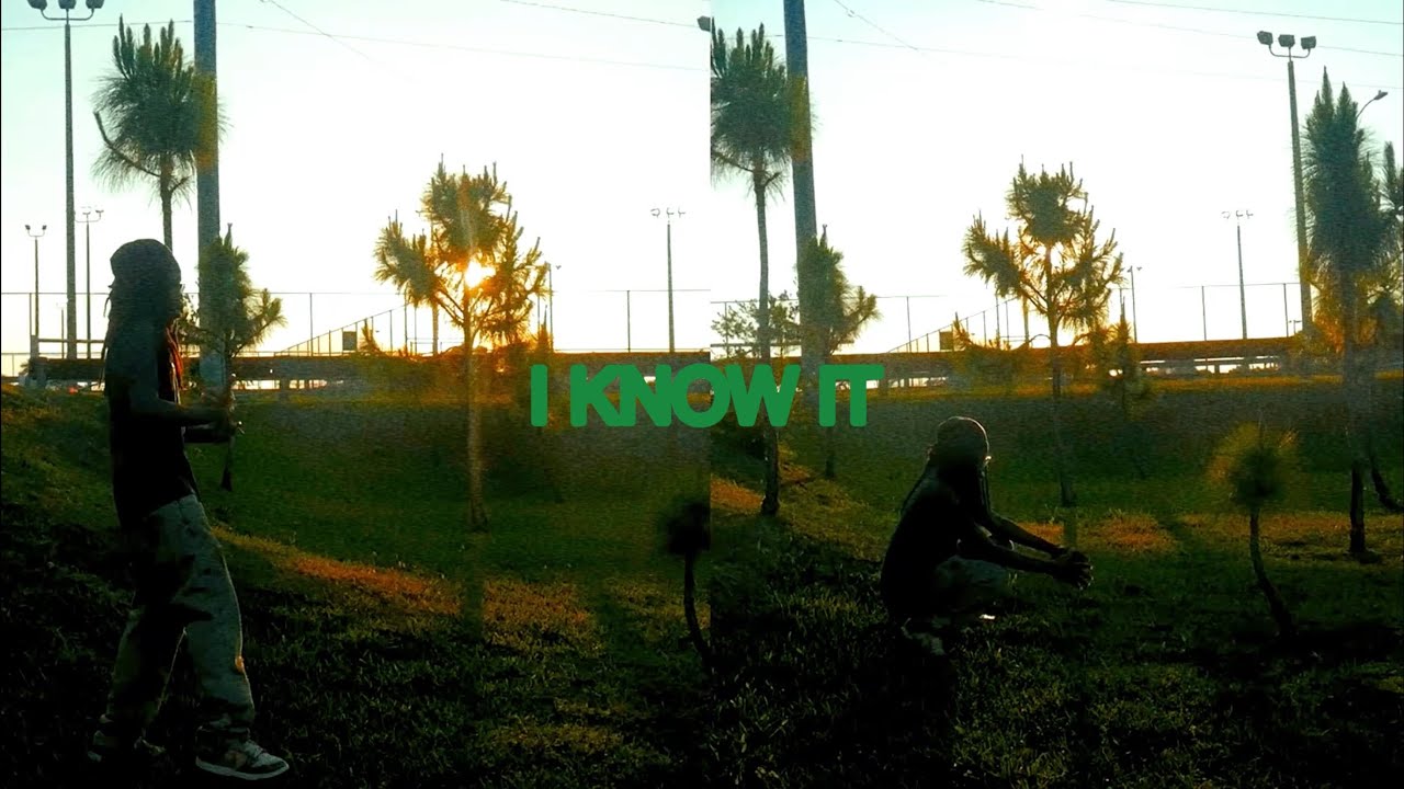 Guarda I KNOW IT (Official Video) su YouTube Guarda I KNOW IT (Official Video) su YouTube