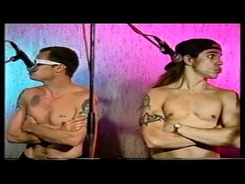 Red Hot Chili Peppers - Very Rare Clip