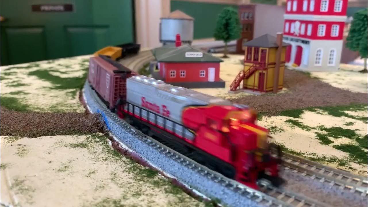 20221029j Railfan N ScaleMineola Plane Train Autos YouTube