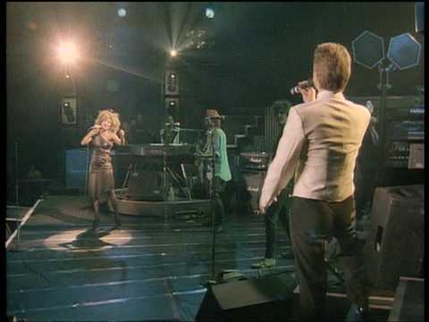 Tina Turner & David Bowie - Tonight (Live)