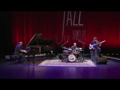 Ron Kobayashi Trio featuring Andrea Miller