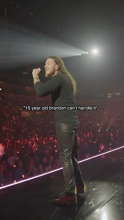 Is there a better way to end TOTR than some Creed?! Hahaha best tour prank ever