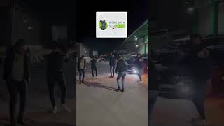 Yazıyor Karşılamayı Uşakları Resimi