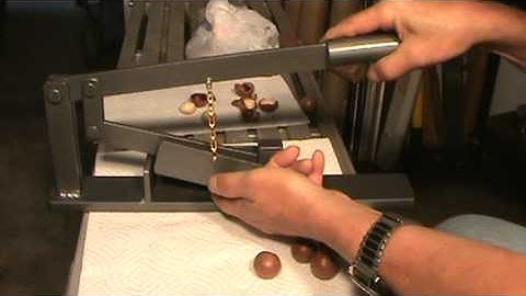 Macadamia Nut Cracker