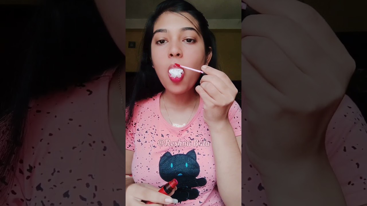 Testing Viral Tissue Paper Lipstick Hack💄😱🤯💯