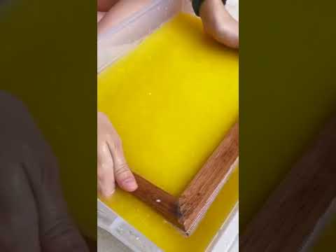 Video: Hoe om 'n vaas uit 'n plastiekfles te maak: 8 stappe (met foto's)