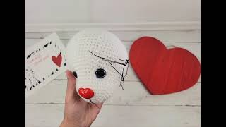 adding eyebrows for your amigurumi