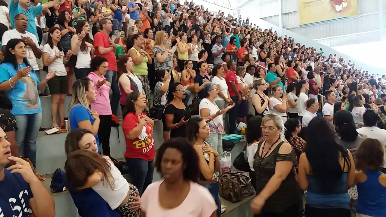 A UNÇÃO DO ESPÍRITO SANTO INVADINDO A CANÇÃO NOVA