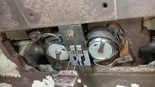 Two needle machine needle and feed dog position timing.