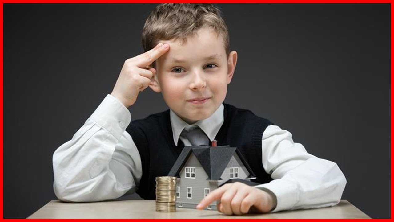 аккуратный мальчик. галстук для мальчика. юный бизнесмен. дети в школе. опрятный мальчик.