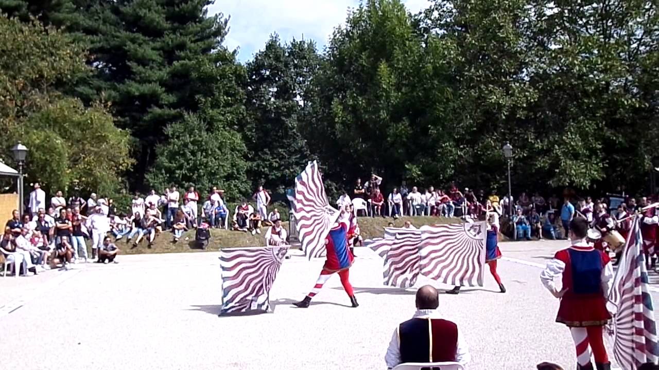 Coppia Sbandieratori e Musici Legnano - Parata Gallicano