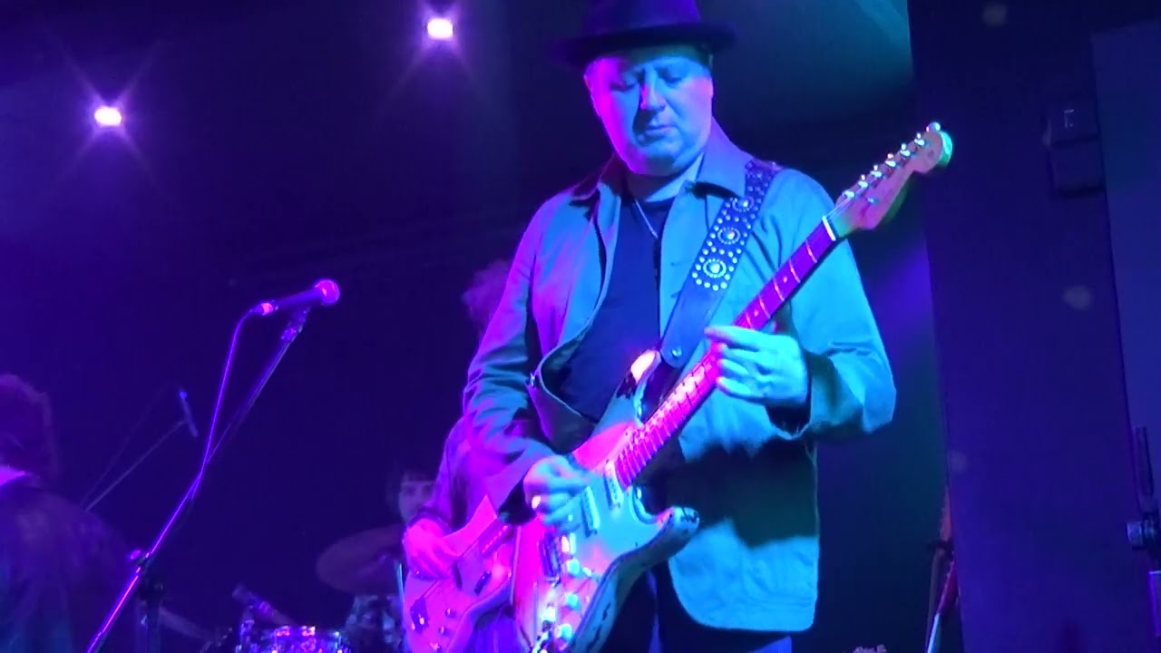 Marco Cinelli joined by Artie Zaitz, Alessandro Cinelli, Jorma Gasperi and Scott McKeon at Hampton