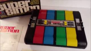 Vintage SUPER SIMON Electronic Game (1979)