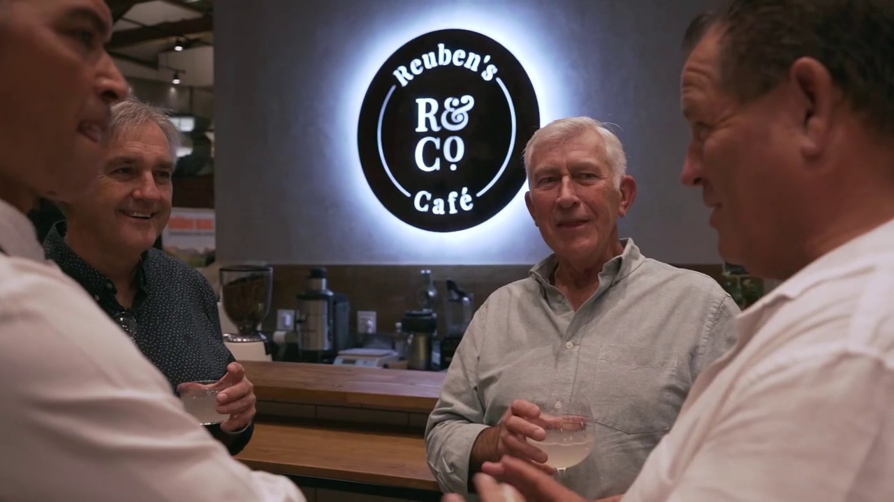Carrol Boyes Reuben Riffel & Friends Dinner - YouTube
