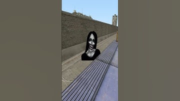 Kuchisake Onna chase me on Road Nextbot Gmod