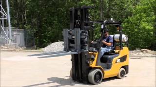 2011 CATERPILLAR 4000 LBS CAP PROPANE FORKLIFT WITH SINGLE DOUBLE PALLET HANDLER ATTACHMENT