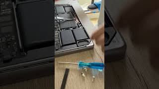 How to Replace the Battery in MacBook Pro 14-inch (2023, M2 Pro, A2779 EMC 8102)
